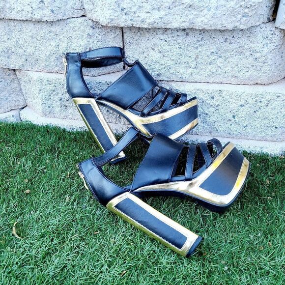 Qupid women's open toed black & gold platform heels - Picture 6 of 16